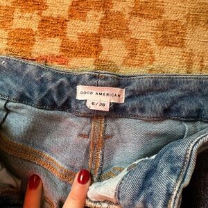 Good American Jeans size 28 ankle crop